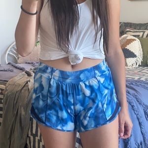 Hotty hot low rise 4inch Lululemon Shorts